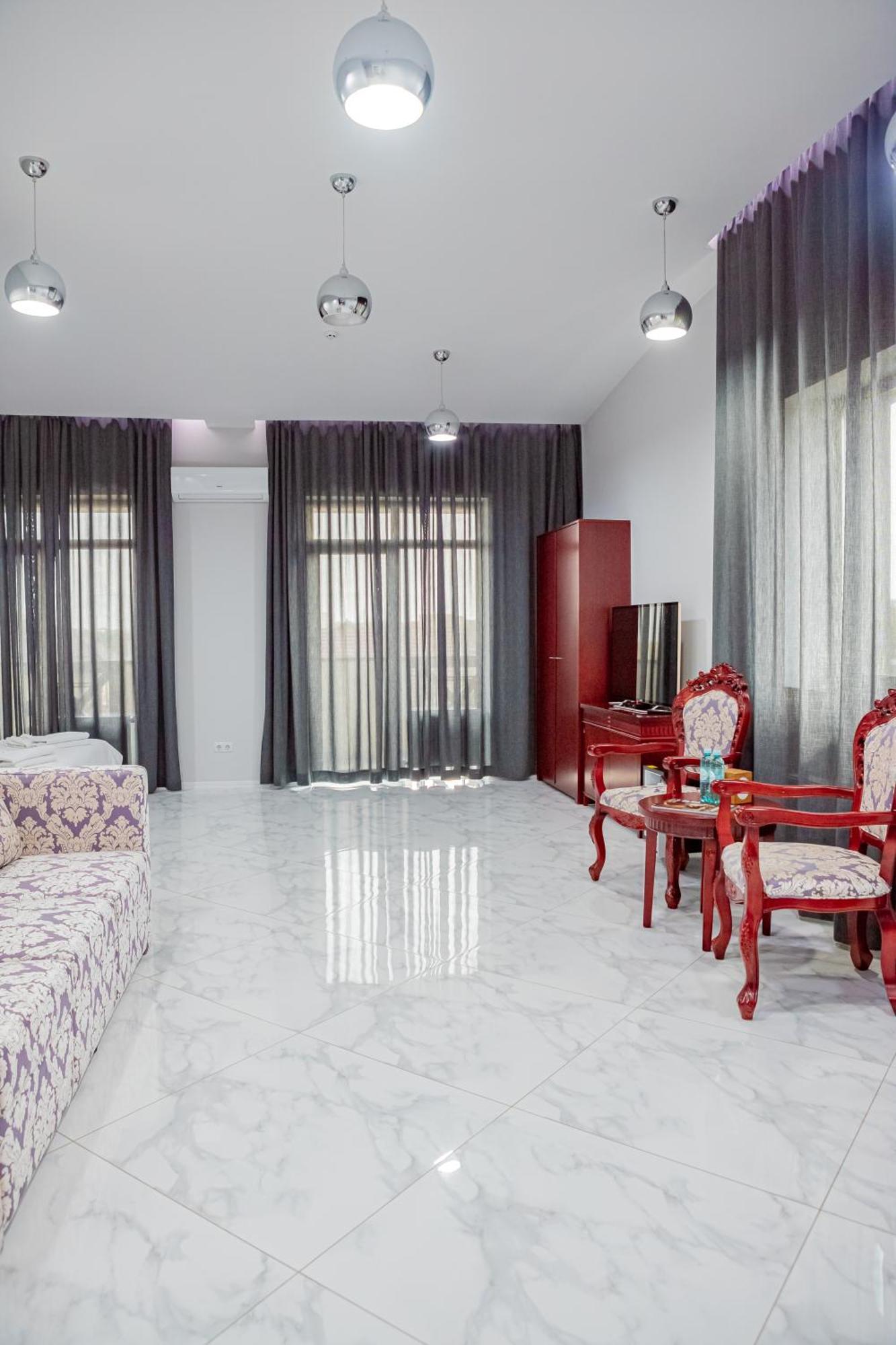 Giowine Hotel & Restaurant Cricova Ruang foto